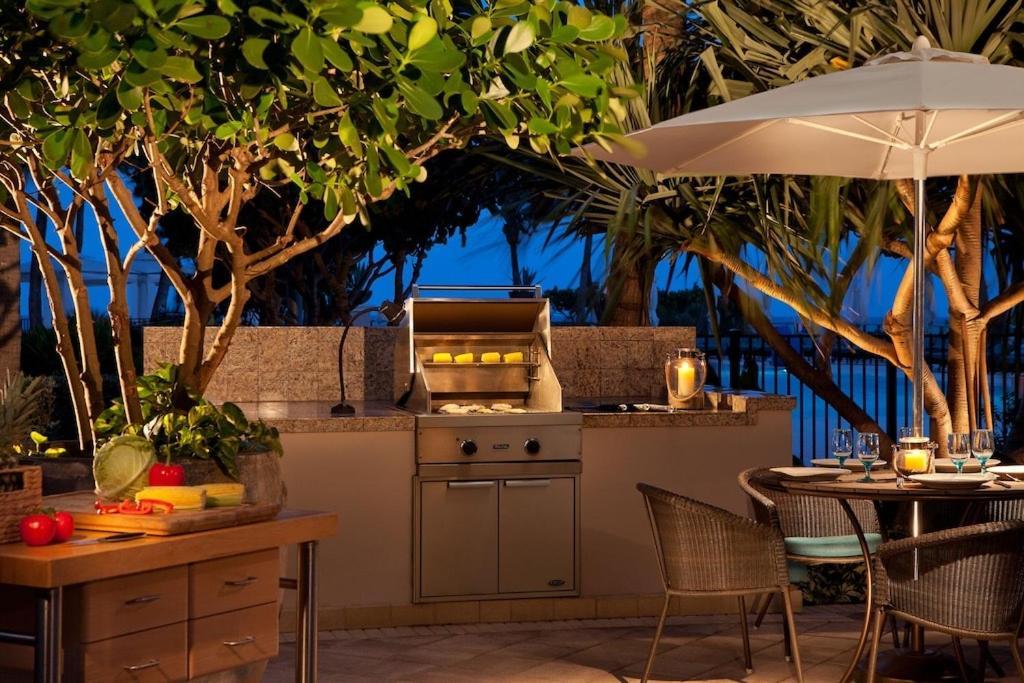 Ritz Carlton Luxurious Residence On Singer Island Riviera Beach Exterior photo