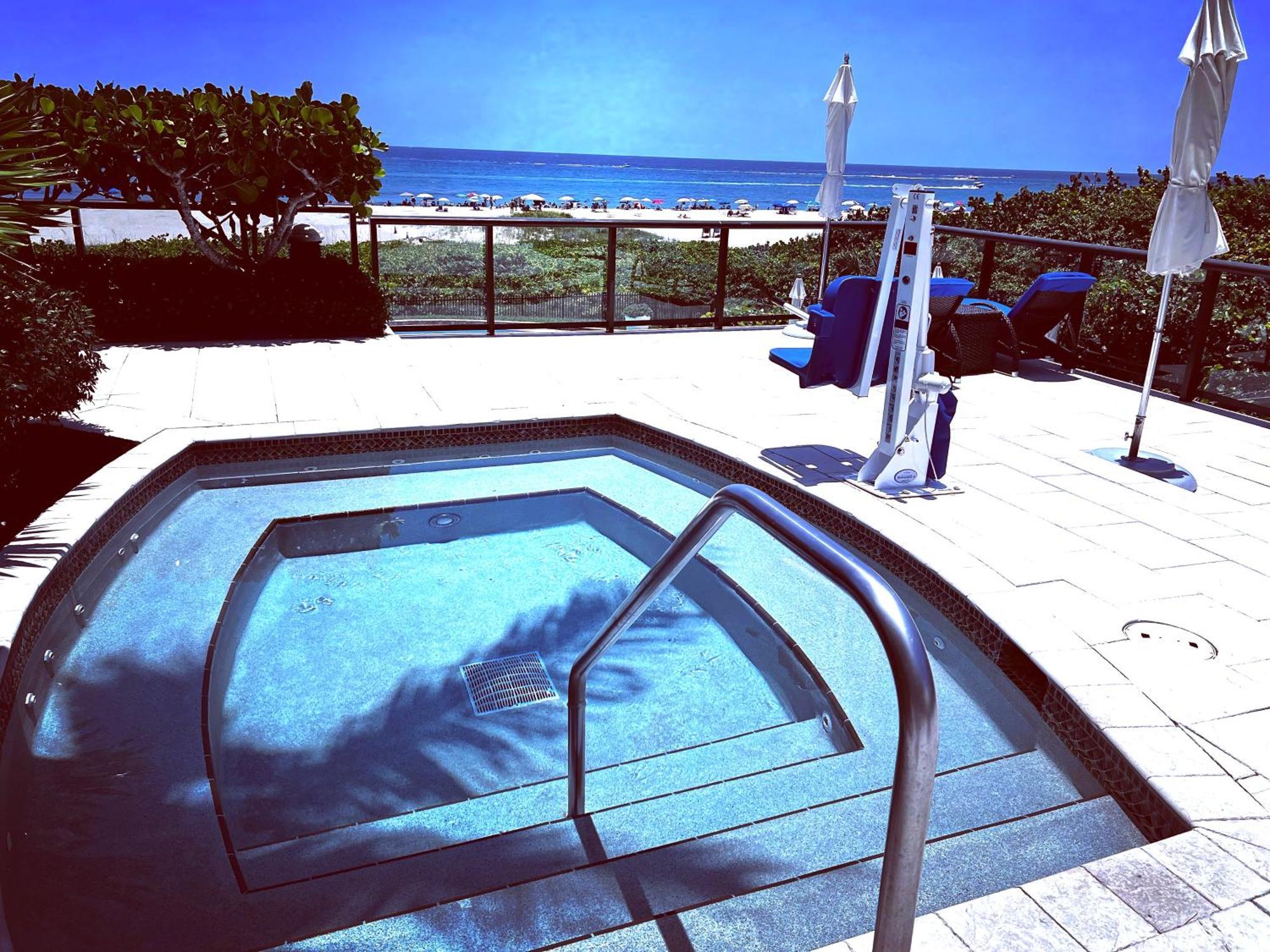 Ritz Carlton Luxurious Residence On Singer Island Riviera Beach Exterior photo